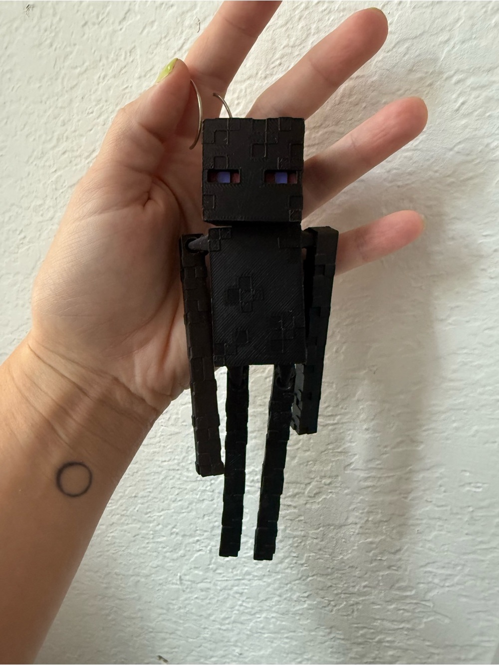 3d printed Enderman dangly arms/legs Keychain (Minecraft) black w blue red eyes
